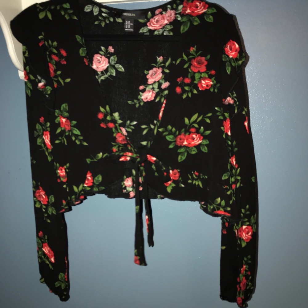 🌹 🌹 ROSE crop top🌹🌹